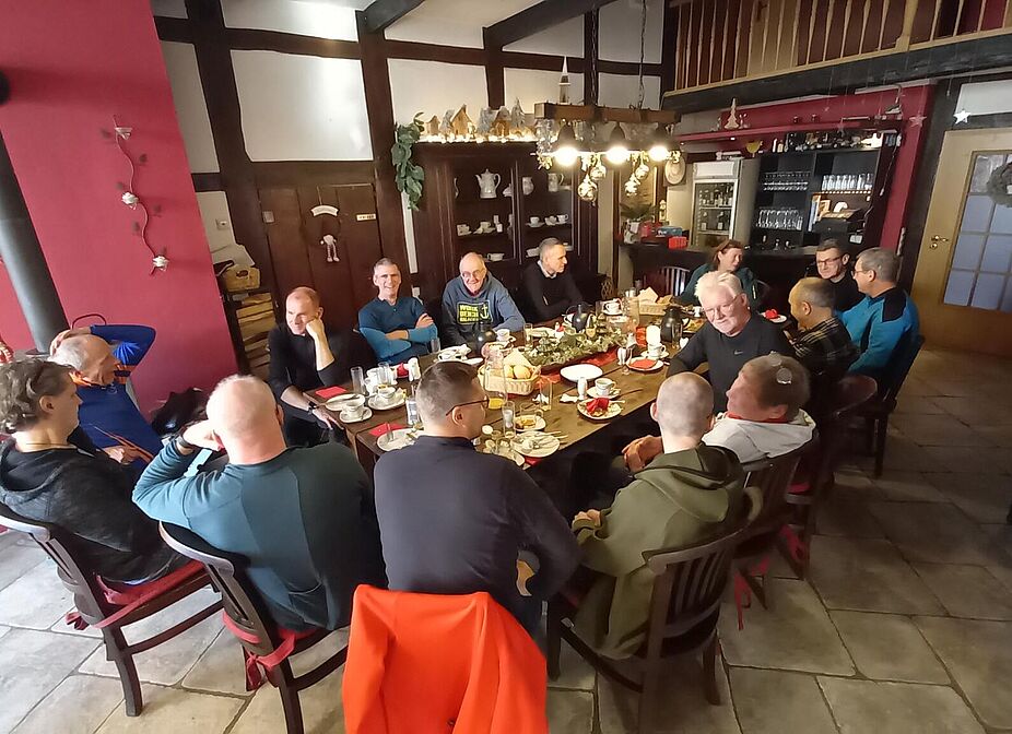 251214 Jahresabschlussfrühstück 0002 251214 Jahresabschlussfrühstück 0001